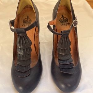 Born Crown Vintage Leather T Strap Heels, Dark Purple, Size 8
